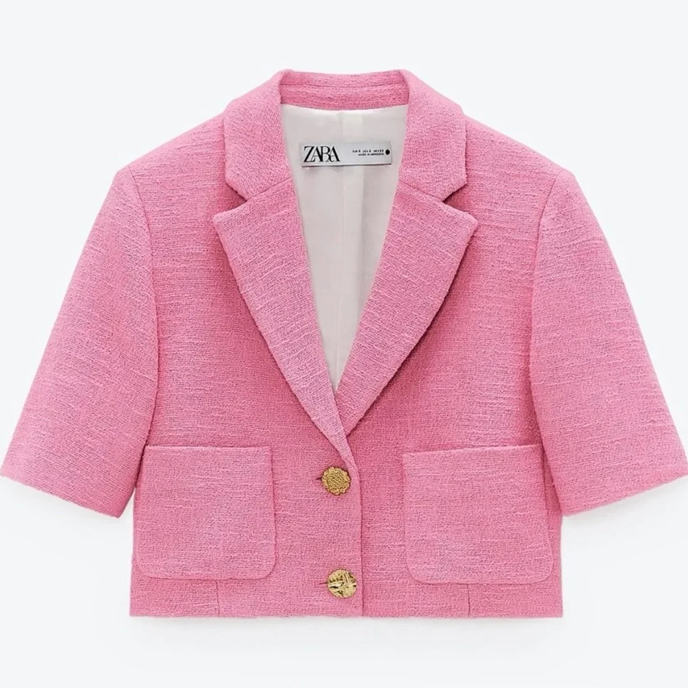 Zara Beautiful Tweed Cropped Short Blazer w Gold Buttons. NWOT - Picture 1 of 6